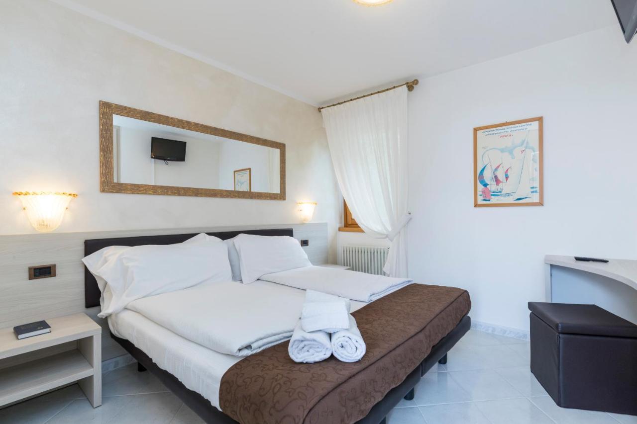 B&B Casa Benamati By Kelly Malcesine Ngoại thất bức ảnh